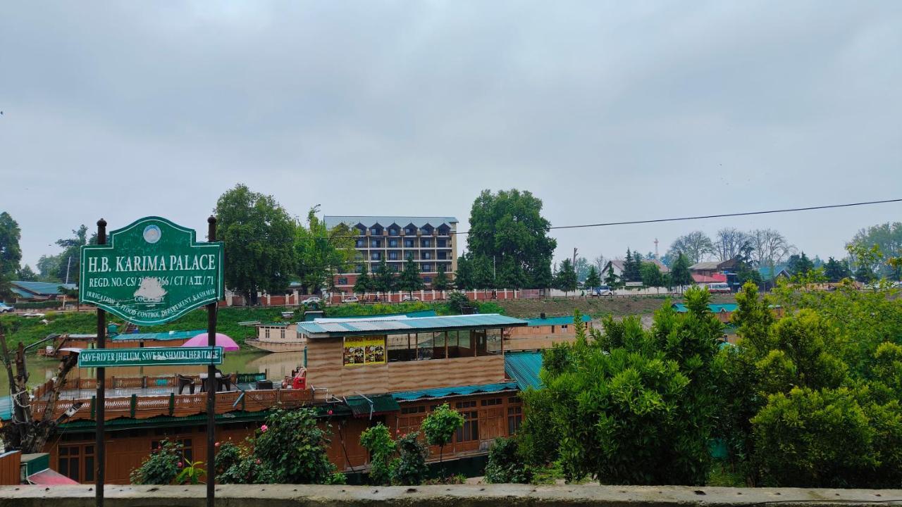 Houseboat Karima Palace Srinagar  Exterior photo